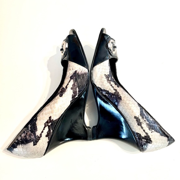 Carlos Falchi Wedge Snakeskin Peep Toe Heels - Picture 6 of 16